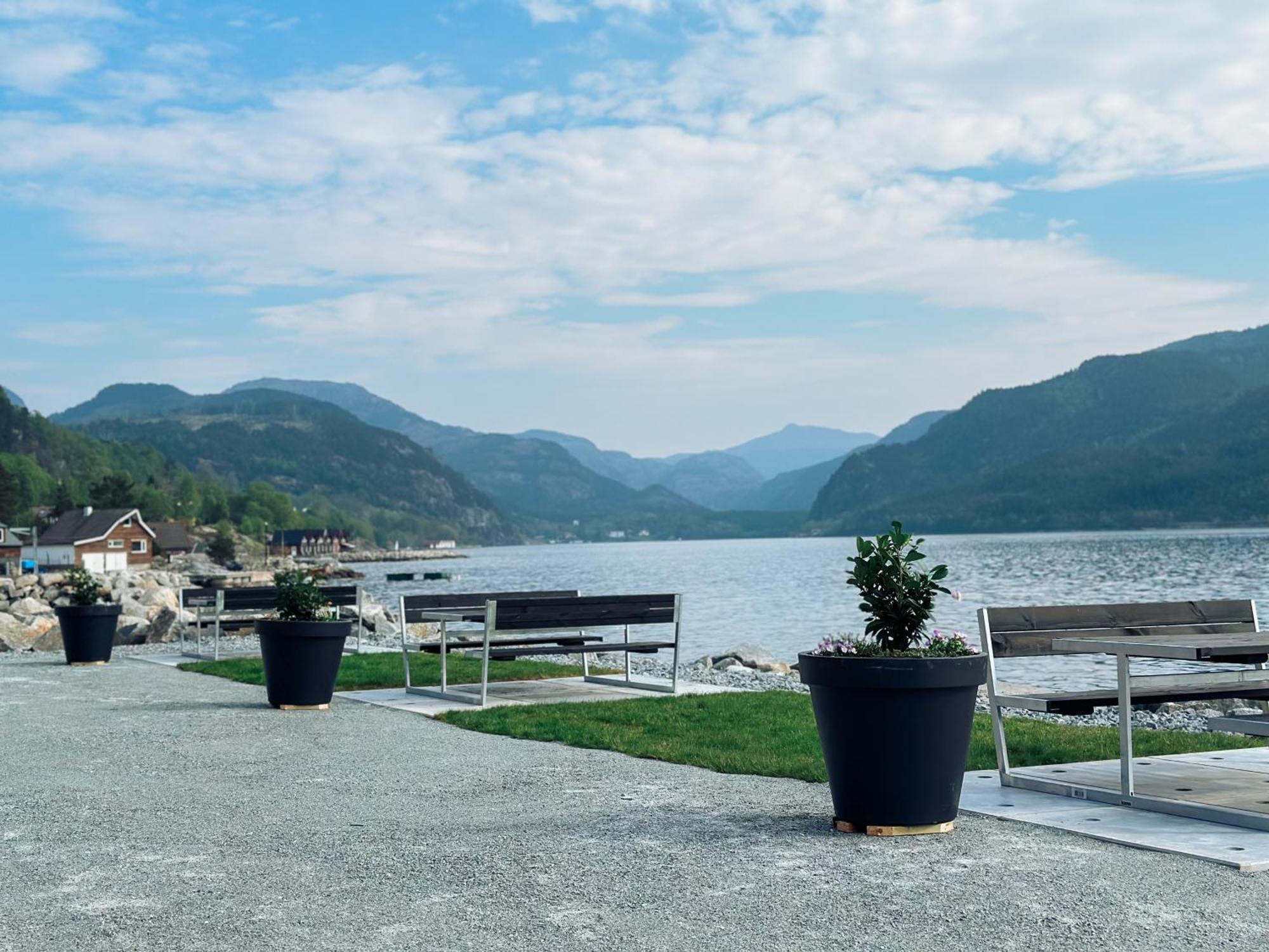 Preikestolen Panorama - Seaside Apartments Jørpeland Exteriér fotografie